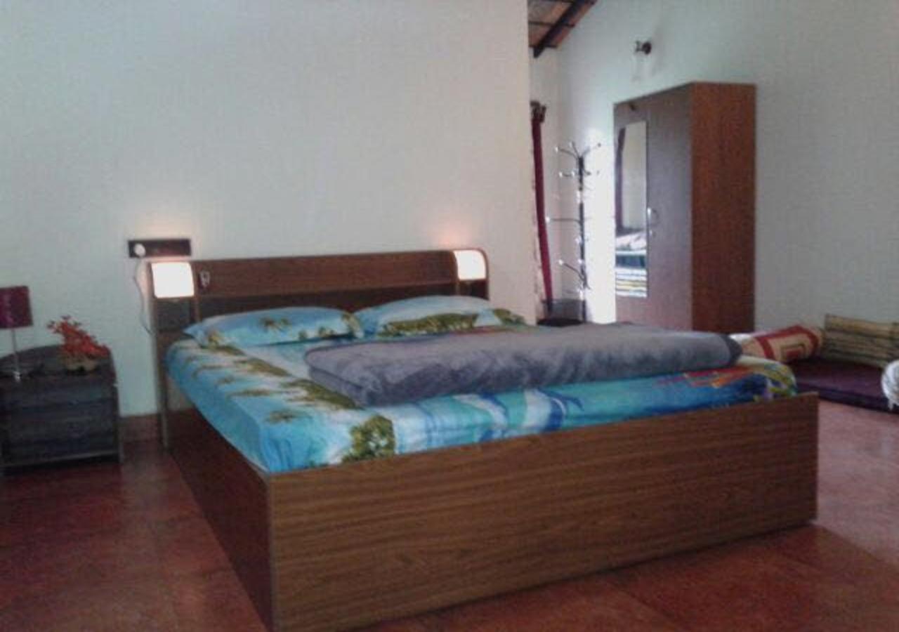 Wanders In Travel Company Hotel Madikeri Luaran gambar