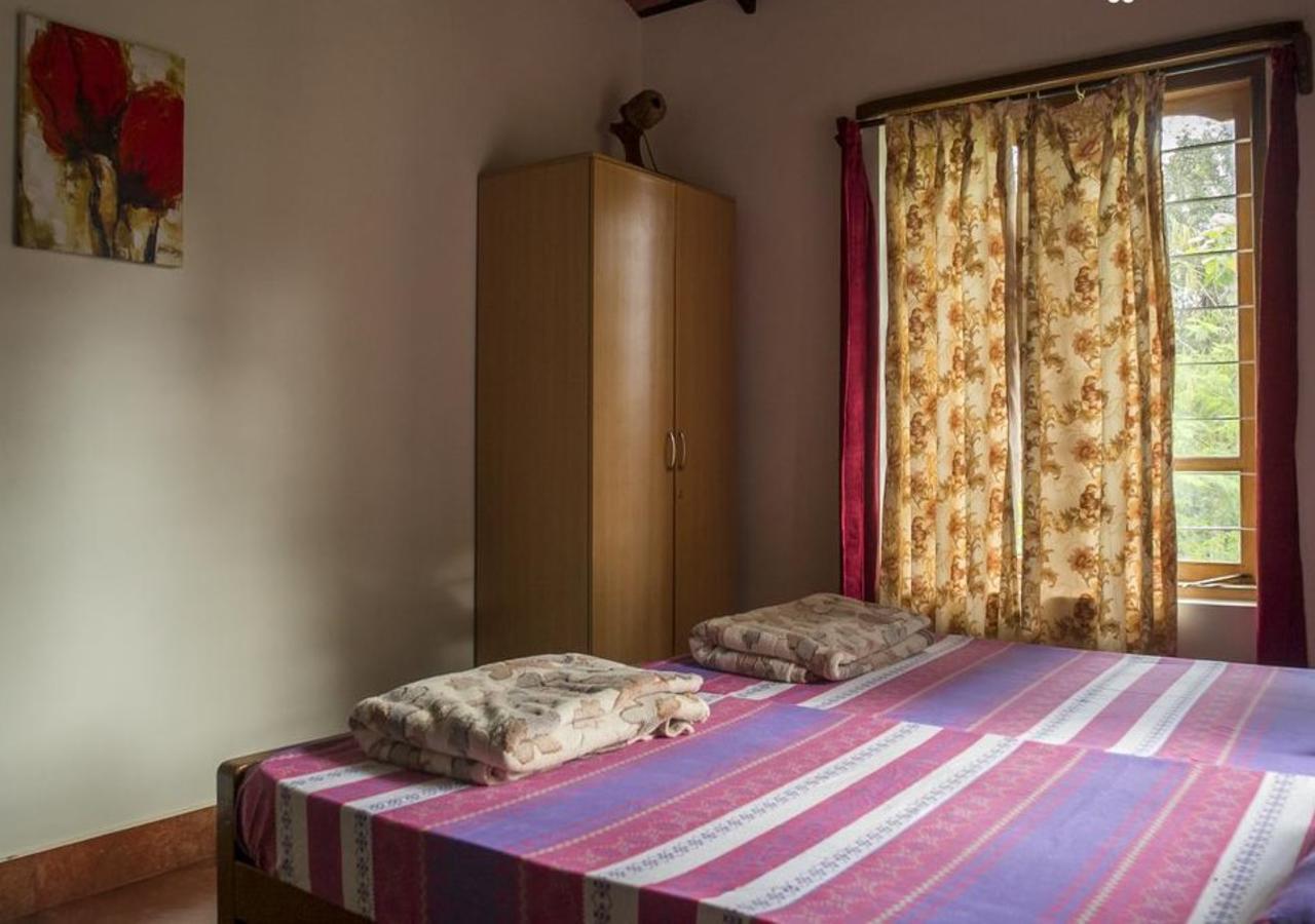 Wanders In Travel Company Hotel Madikeri Luaran gambar